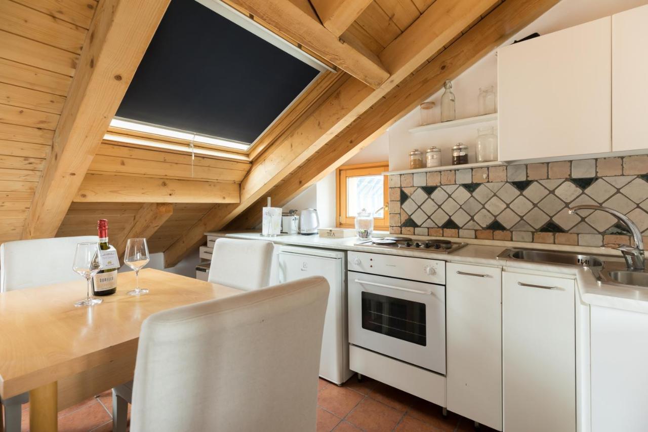 Milano Apartments Mortara Eksteriør bilde