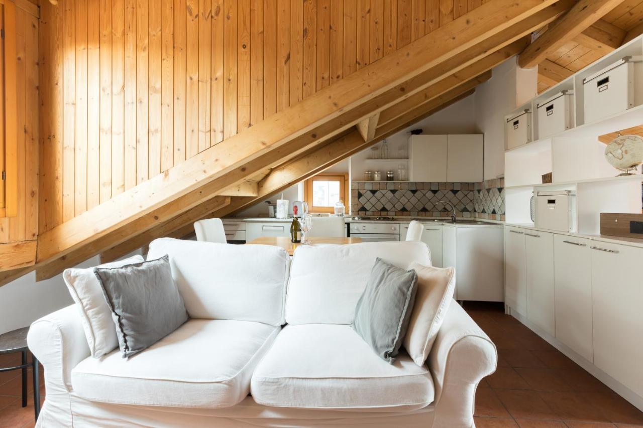Milano Apartments Mortara Eksteriør bilde