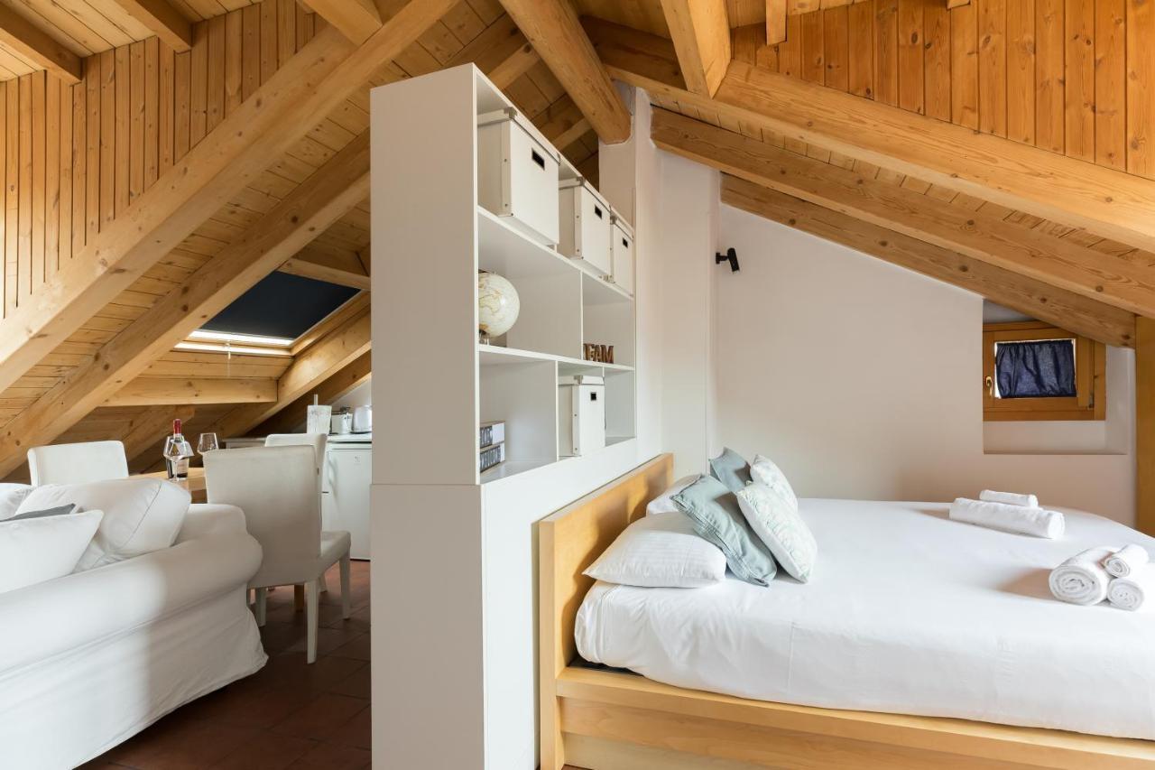 Milano Apartments Mortara Eksteriør bilde