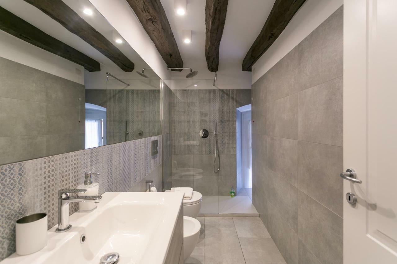Milano Apartments Mortara Eksteriør bilde