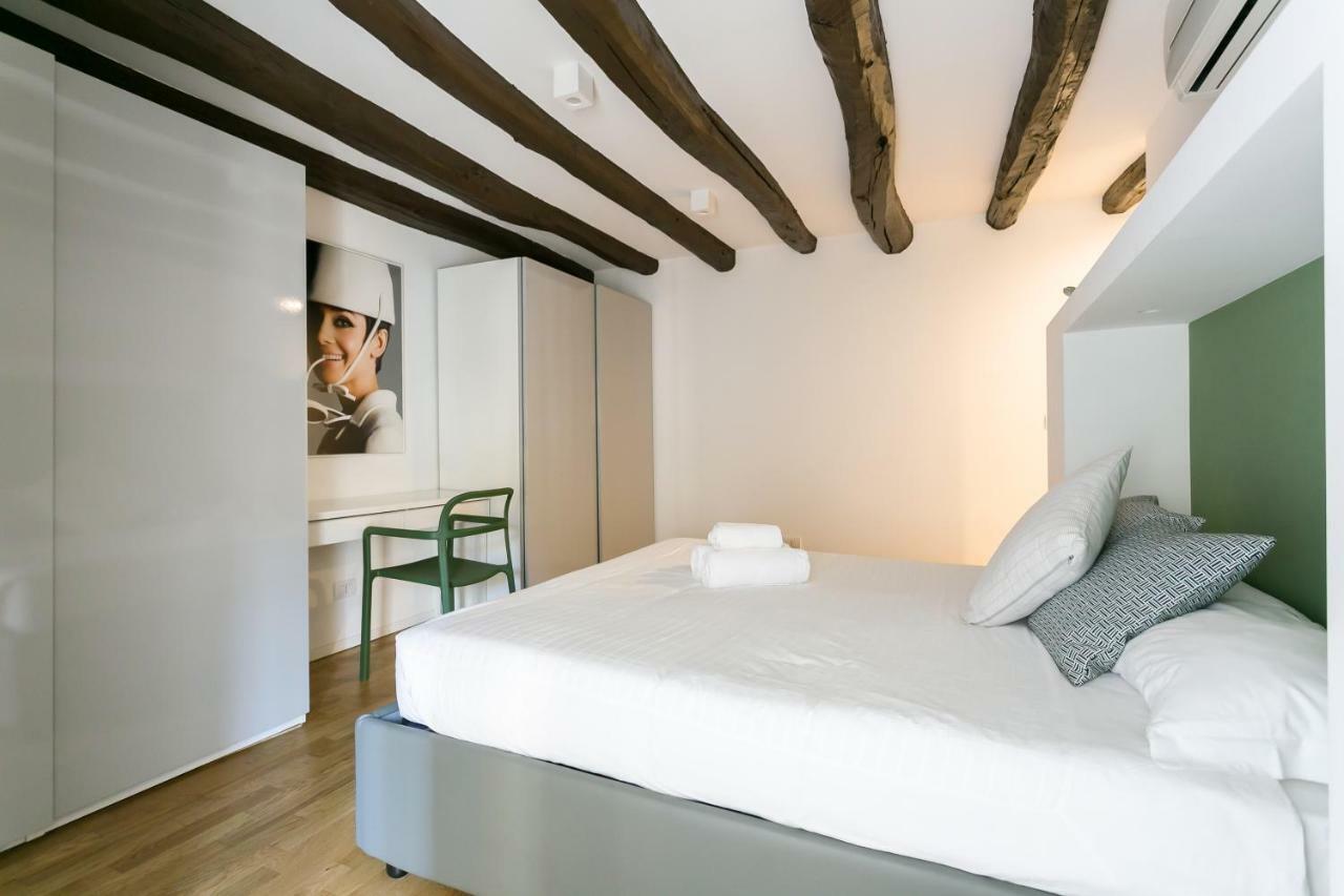 Milano Apartments Mortara Eksteriør bilde